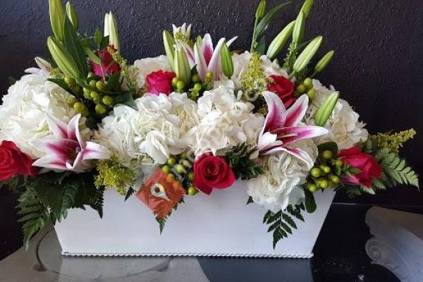 Design by Newberry Flowers & Gifts