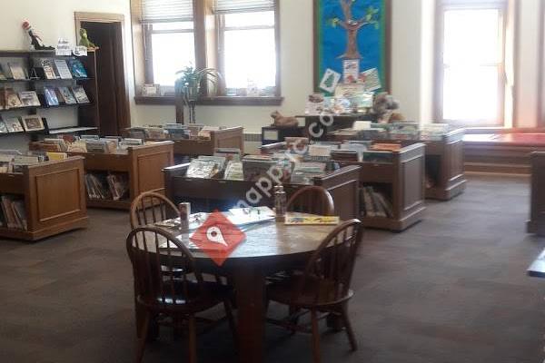 Detroit Lakes Public Library