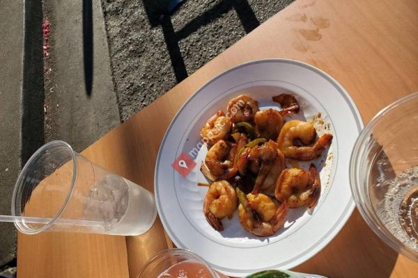 Dining Under the Lights