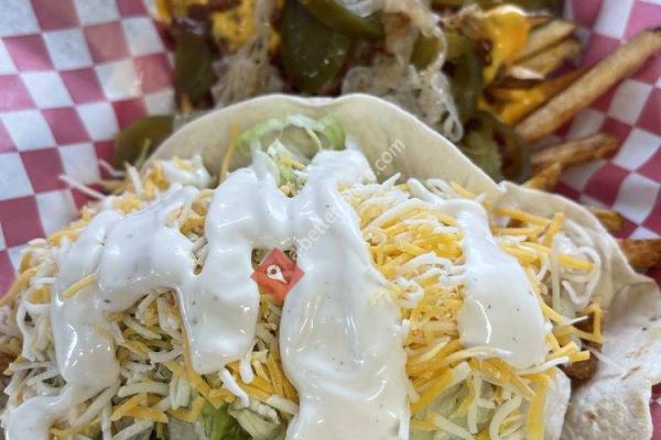 Double D’s Burgers and More