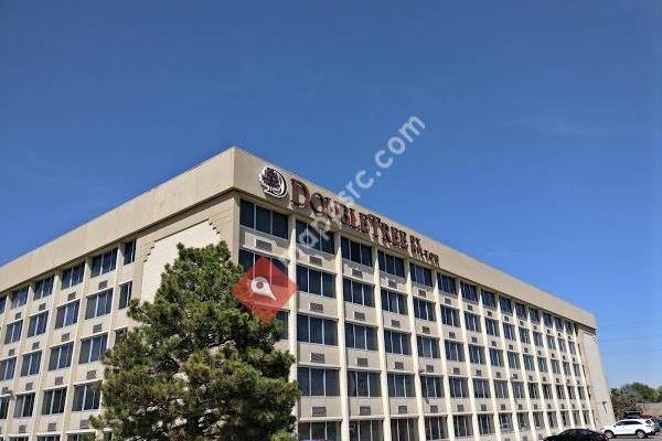 DoubleTree by Hilton Hotel Denver-Stapleton North