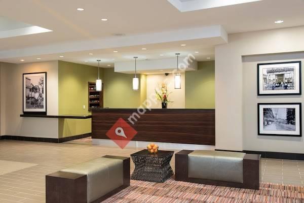 DoubleTree by Hilton Hotel Grand Rapids Airport