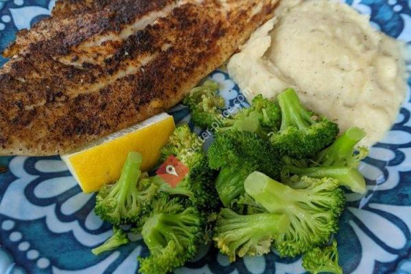 Downwind Restaurant and Lounge