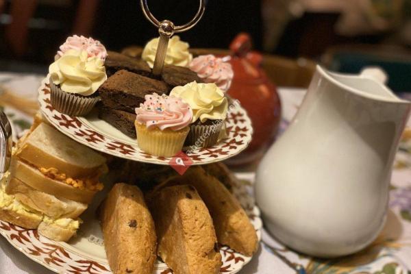 Dr. Bombay's Underwater Tea Party