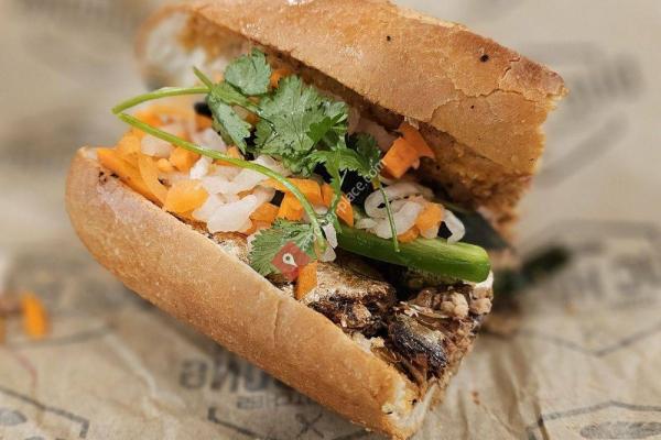 Duc Huong Sandwiches