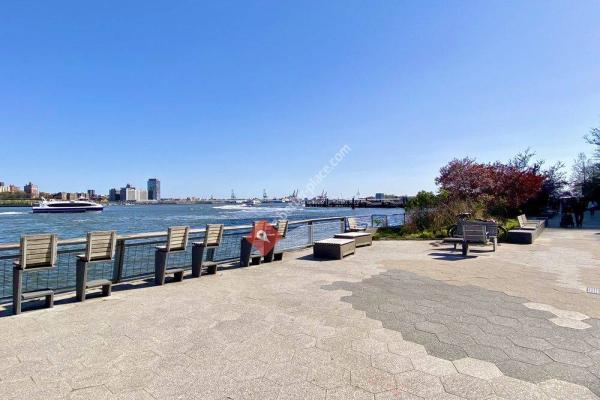 East River Waterfront Esplanade