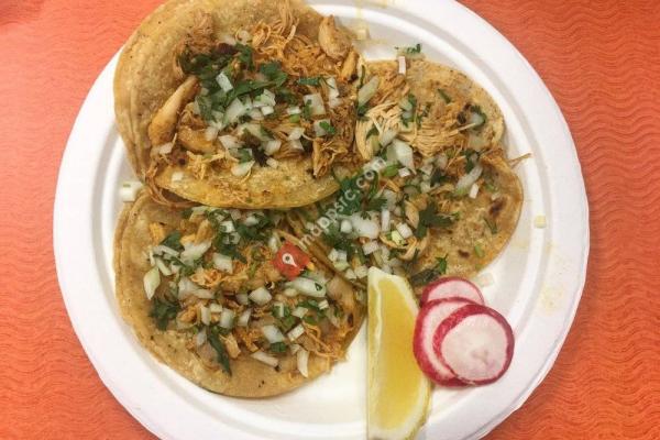 El Camaleon Mobile Kitchen