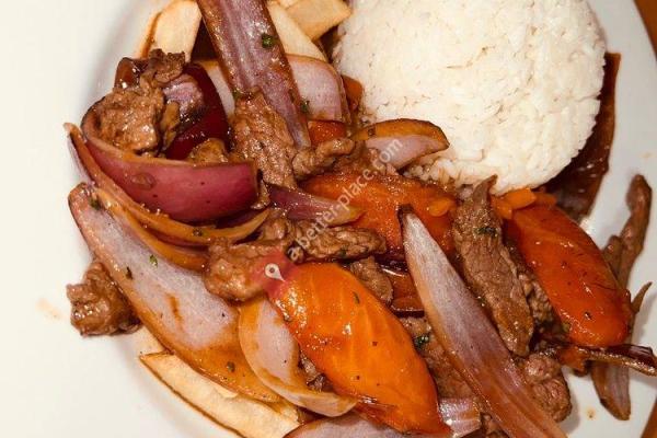 El Rocoto Restaurant