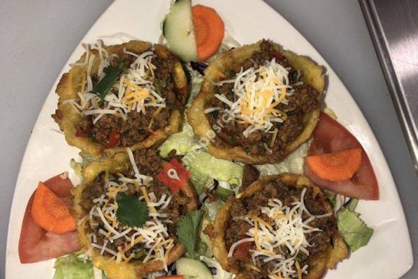 El Sazón Restaurant