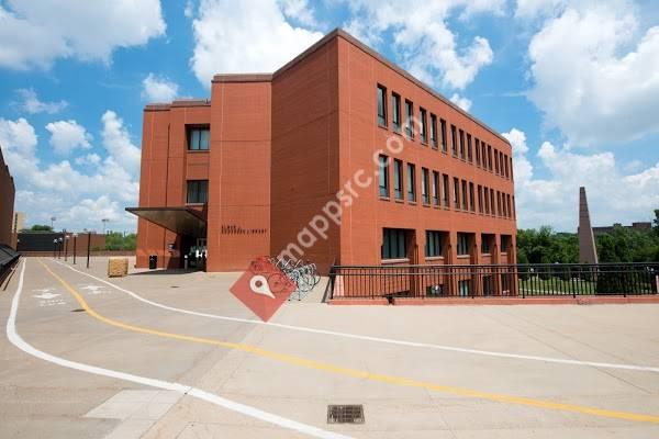 Elmer L. Andersen Library