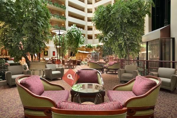 Embassy Suites Hot Springs - Hotel & Spa