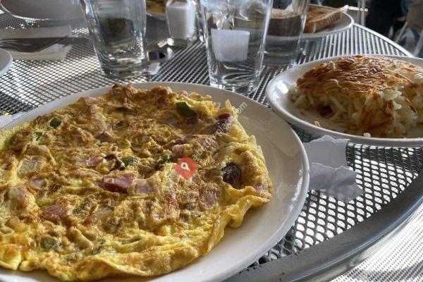 Embers Deli & Restaurant