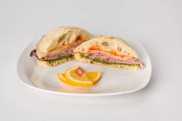 Farm Stand In the Gorge