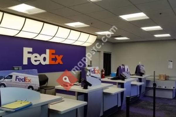 FedEx Ship Center