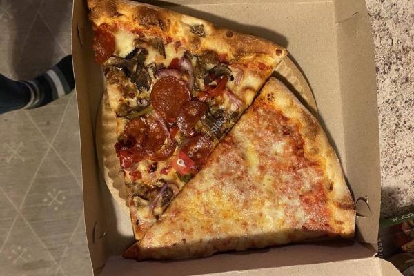 Ferro's Famous New York Pizza