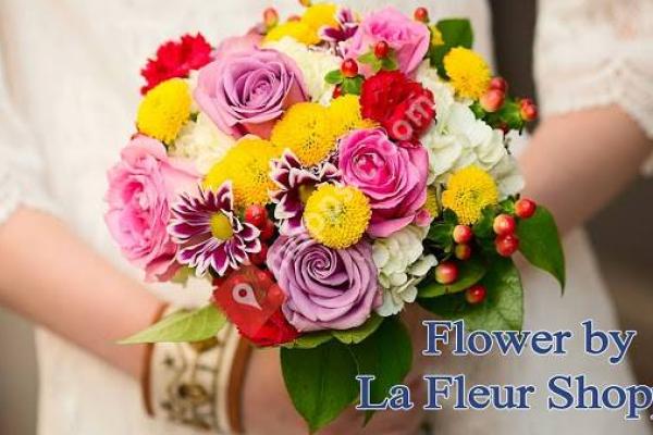 Flowers By La Fleur Shoppe Inc