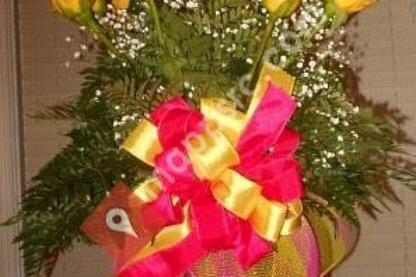 Flowers R Us Florist & Gifts