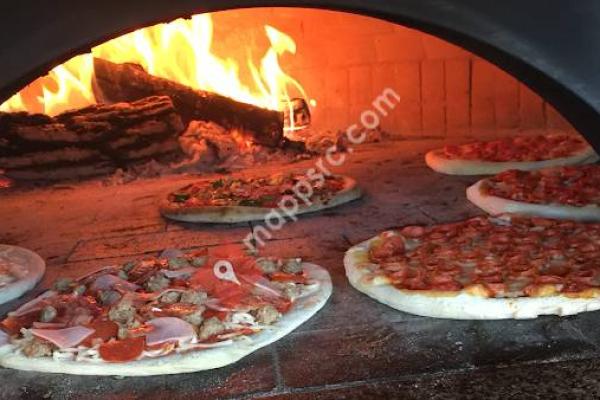 Floyd and Company Wood-Fired Pizza and Specialty Market