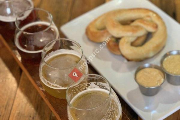 Fox N Hare Brewing Company