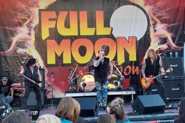 Full Moon Saloon