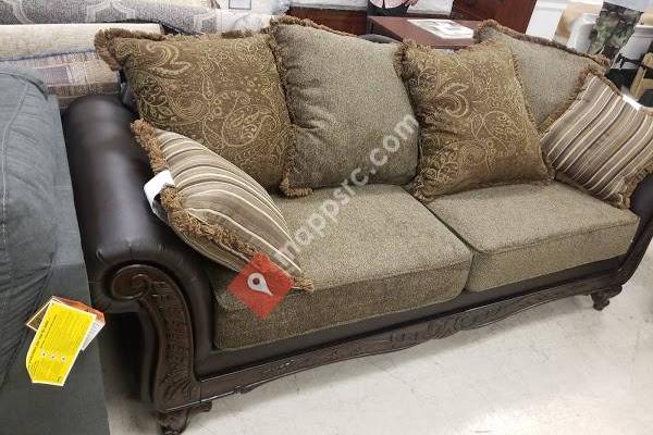 Furniture 4 Less 1