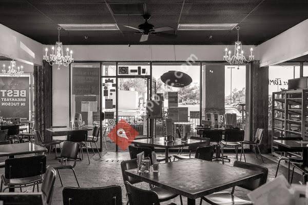 Ghini's French Caffe