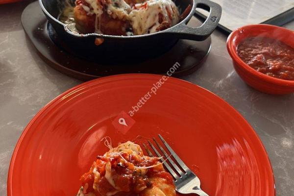 Gido’s Brick Oven Pizza And Ice Cream