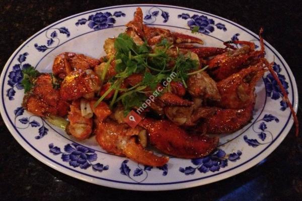 Golden Chopsticks Restaurant