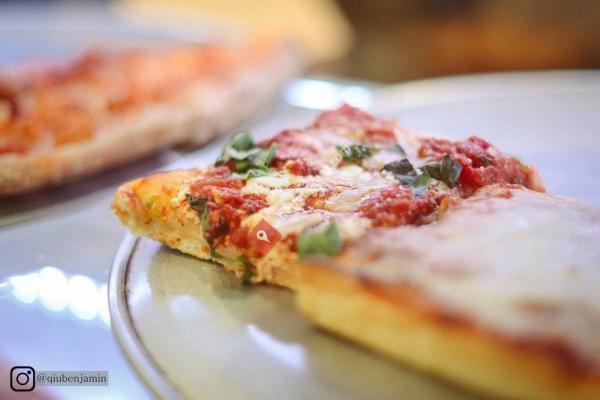 Goodfellas Pizzeria of Sunnyside