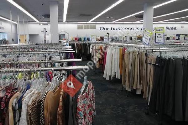 Goodwill Colonial Heights Retail Store