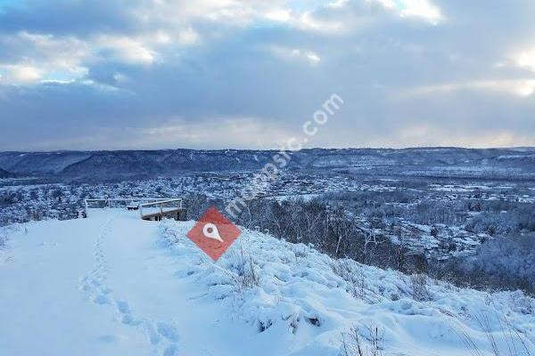 Grand Vue Park Overlook