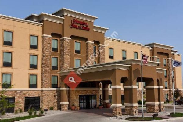 Hampton Inn & Suites Fargo