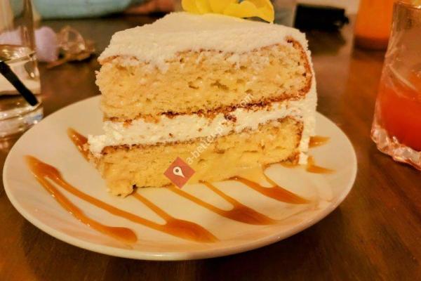 Hermanas Kitchen and Cocktails