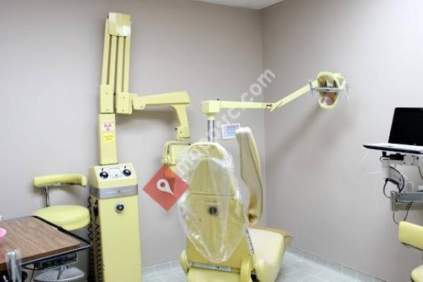 Hitomi Dentistry | Dr Trent Kanemaki