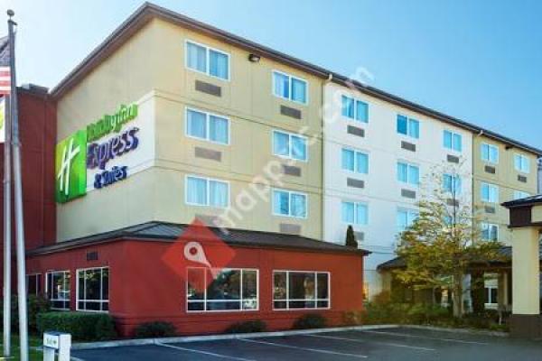 Holiday Inn Express & Suites North Seattle - Shoreline