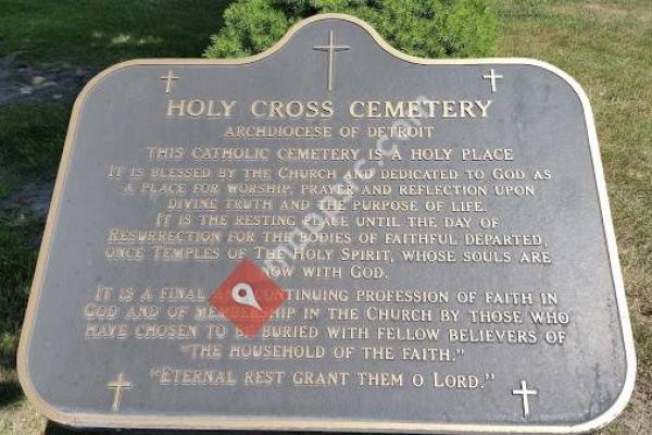 Holy Cross Cemetery