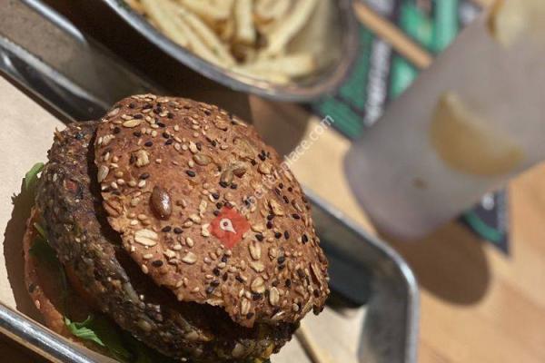 Hopdoddy Burger Bar