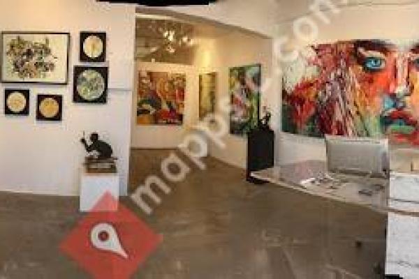 Hugo Rivera Gallery