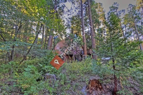 Idyllcreek A- Frame Vacation Cabin