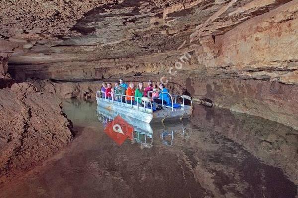 Indiana Caverns