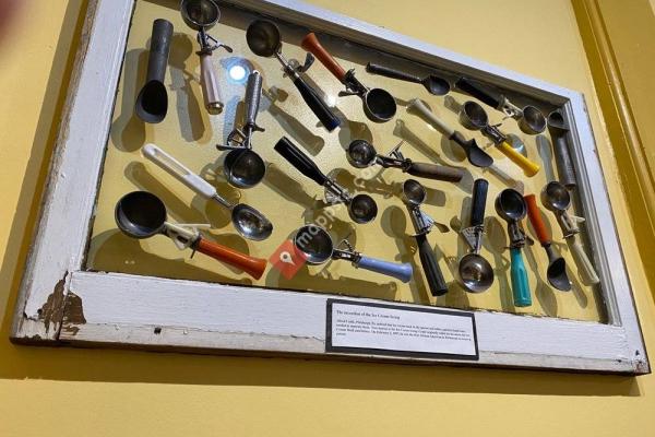 Inside Scoop Creamery - Denver