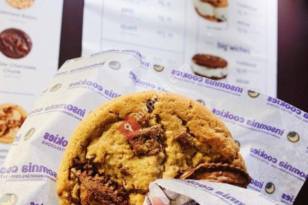 Insomnia Cookies