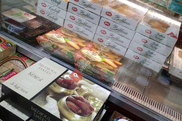 International Food Market & Cafe