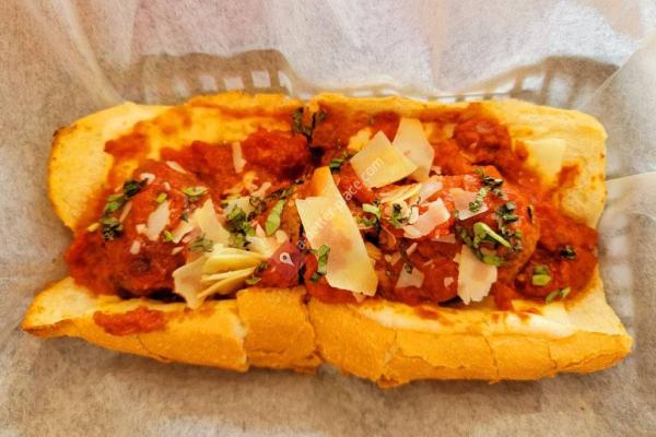 J's Pizza & Sub Cafe