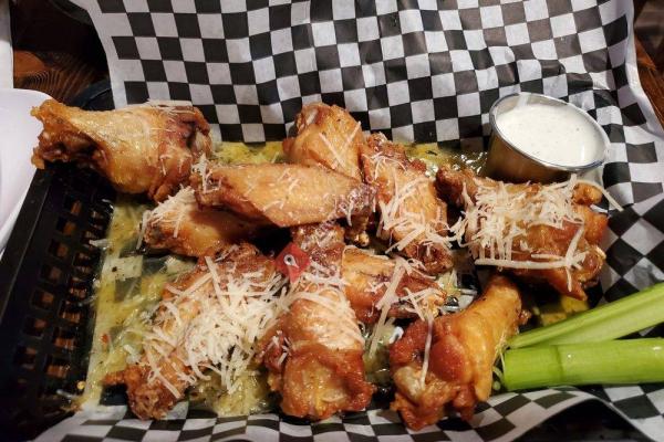 Johnny's Taphouse Grill