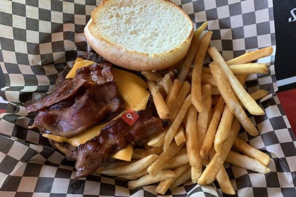 Julie's Uptown Bar & Grill