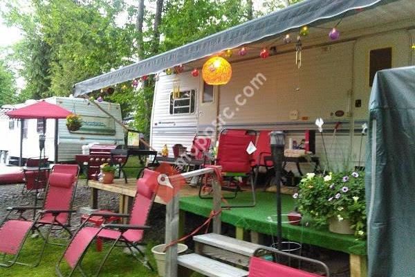 Keen Lake Camping & Cottage Resort