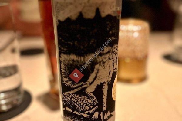 Kinfolk Lounge & Library