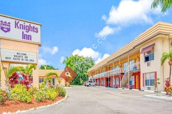 Knights Inn Sarasota