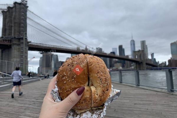 La Bagel Delight at Dumbo